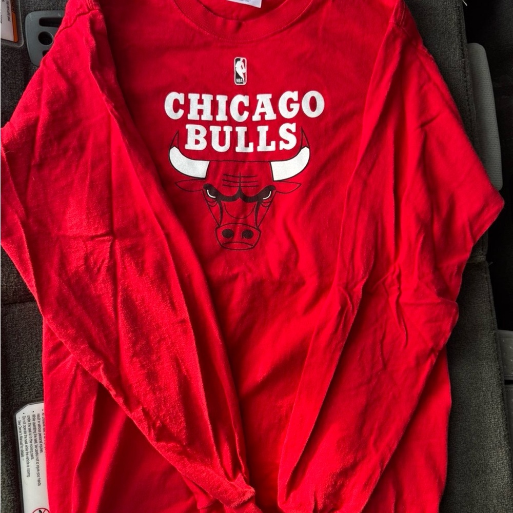 NBA Red Chicago Bulls Long Sleeve Tee